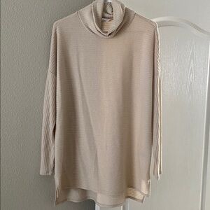 Time and Tru cream ribbed cowl neck tunic M